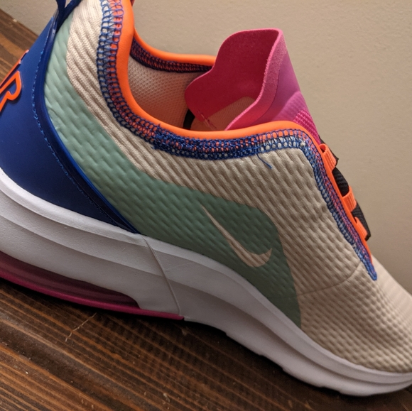 Nike Air Max motion 2 - Picture 5 of 9
